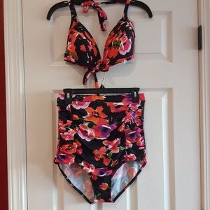 Ladies 2 piece swimsuit size 12.